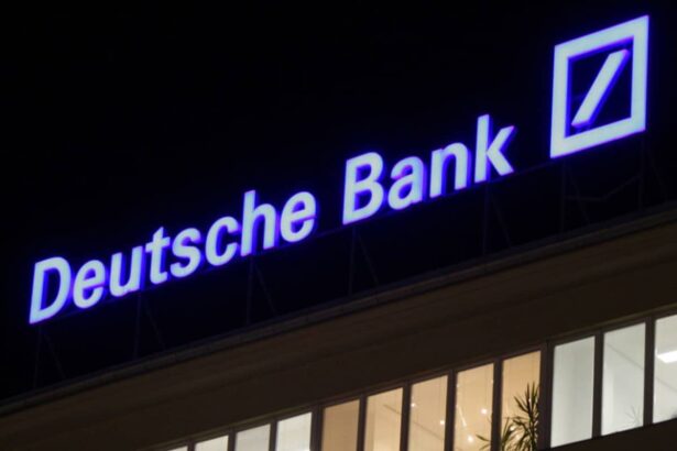 Deutsche Bank Says US Strategic Bitcoin Reserve Can Offset National Debt