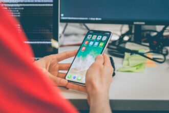 The most annoying part of using public Wi-Fi Apple aims to solve it