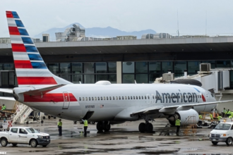 Merry ChristmAAs: American Airlines Suffers IT Outage On Christmas Eve, Ruining Holiday Travel