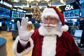 Santa Claus Rally 2024: Top stocks, trends, and smart trading tips