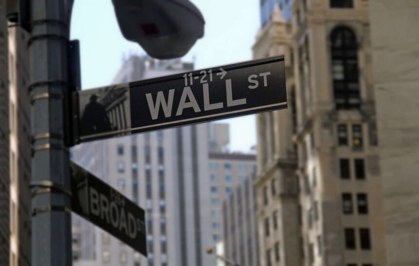 Wall Street Banks Dive Into Crypto With $200M in Fees