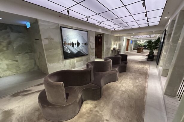 5 Things I Loved About ‘The Pier’ Cathay Pacific First Class Lounge in Hong Kong (HKG)