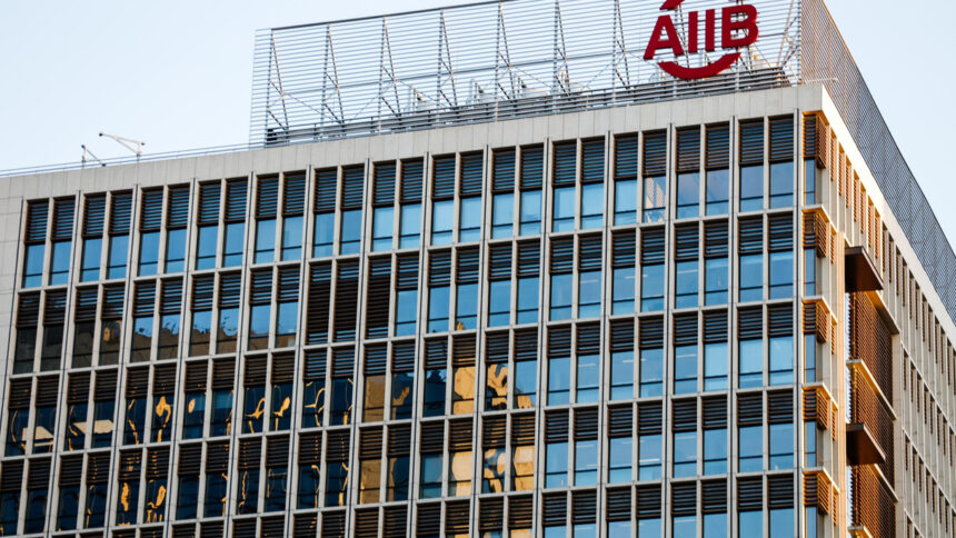 AIIB raises HK$4bn sustainable bond