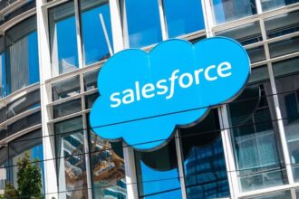 Weak guidance just hit Salesforce stock: What it means for 2025